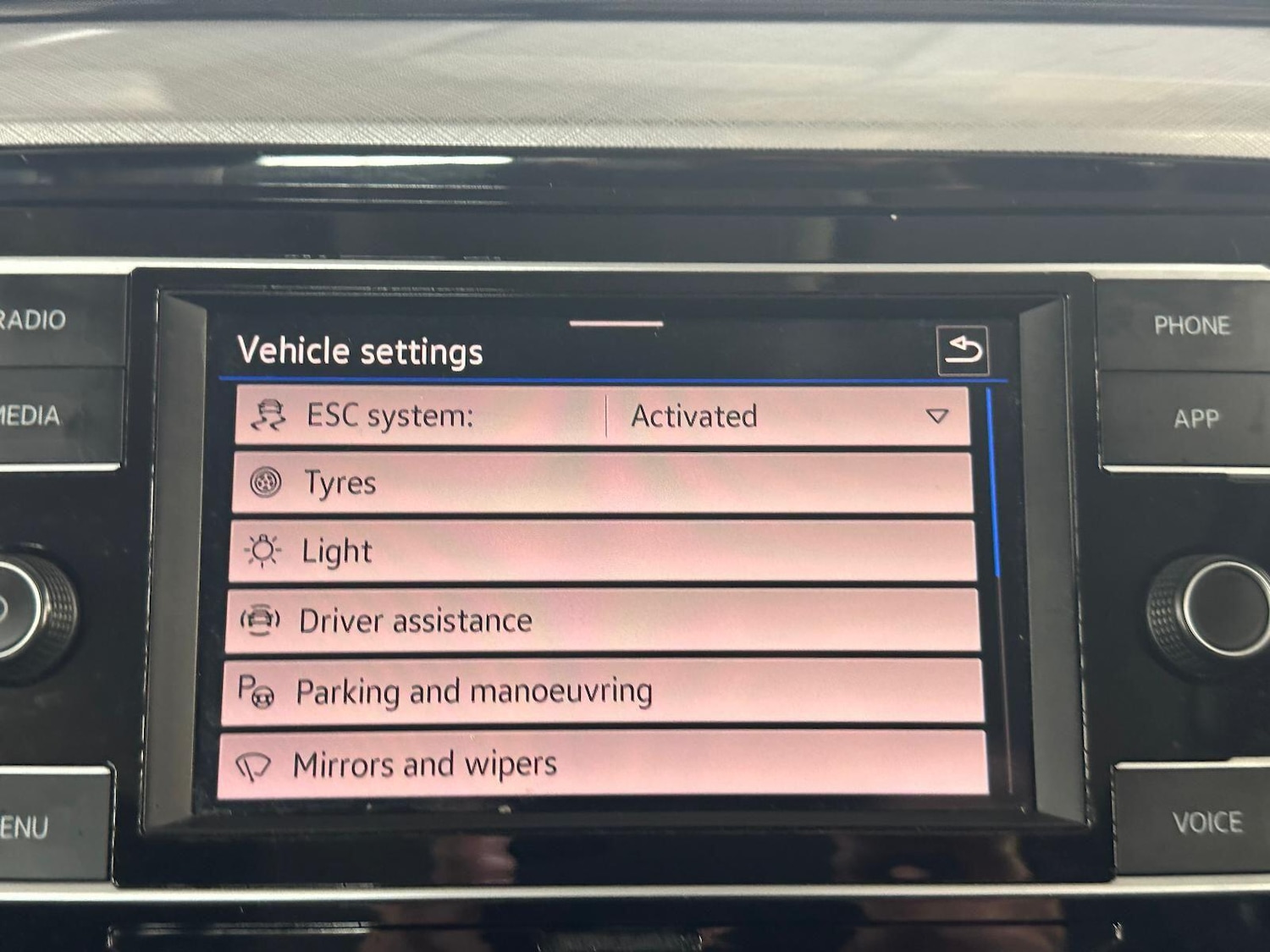 Used Volkswagen Passat 2019 for sale - 75915954: Photo 50