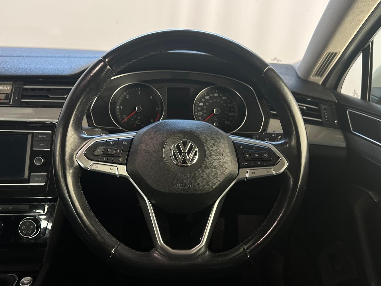 Used Volkswagen Passat 2019 for sale - 75915954: Photo 9