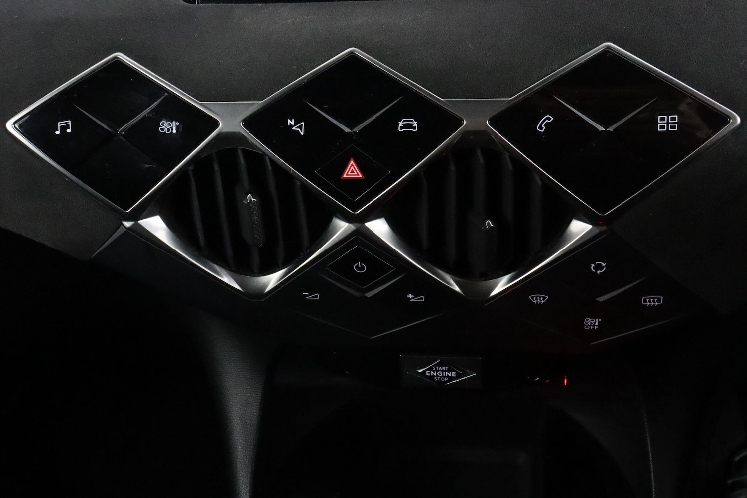 Used DS Automobiles DS 3 2021 for sale - 76667011: Photo 21