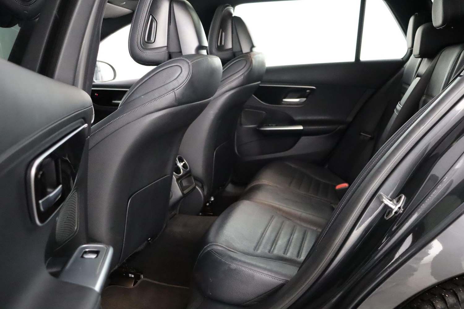 Used Mercedes-Benz C Class 2022 for sale - 76913925: Photo 13