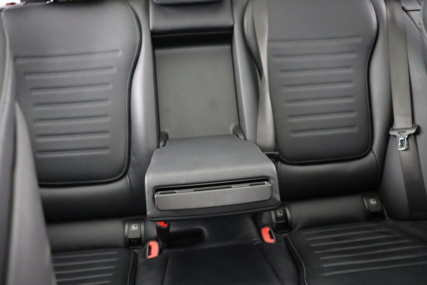 Used Mercedes-Benz C Class 2022 for sale - 76913925: Photo 15