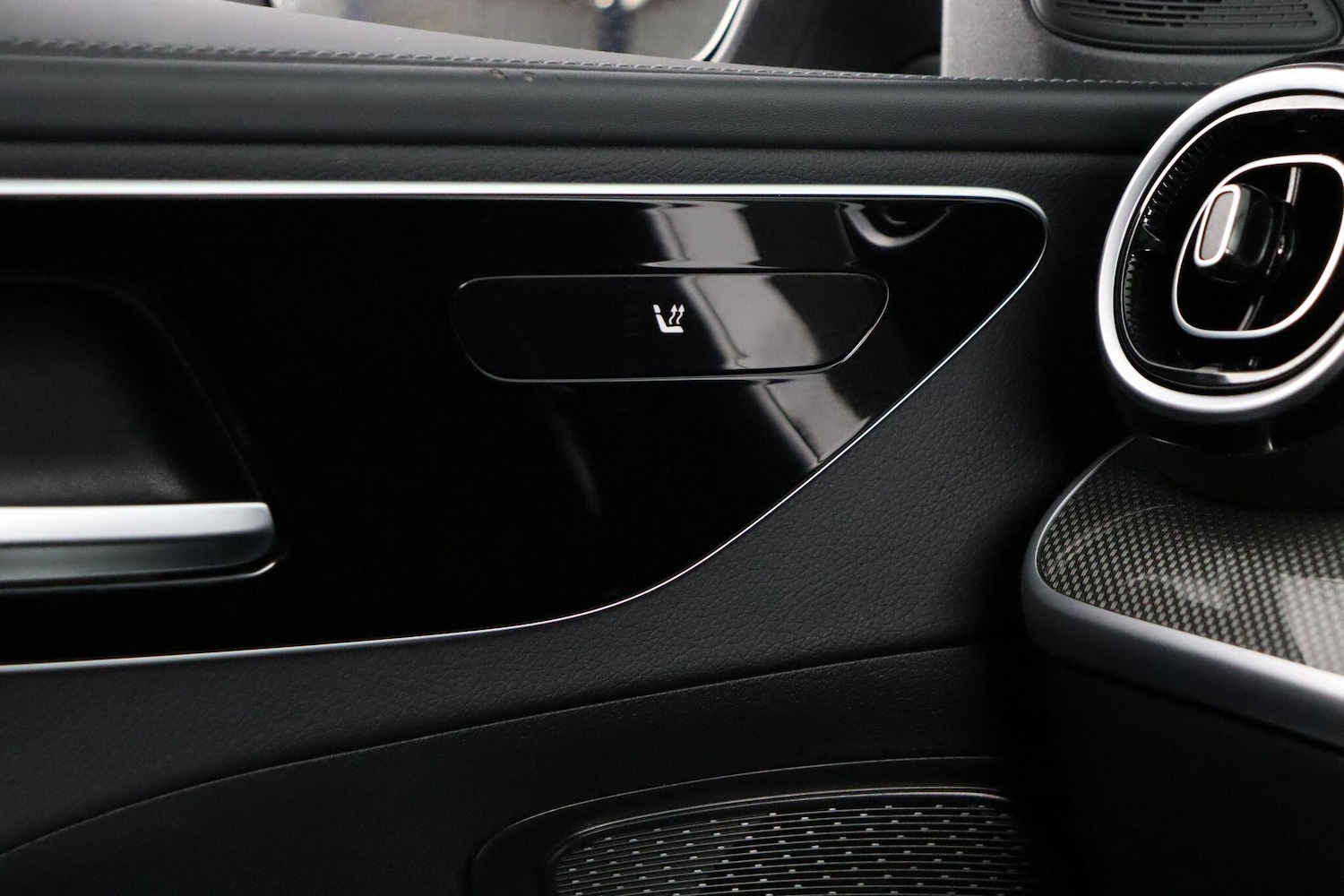 Used Mercedes-Benz C Class 2022 for sale - 76913925: Photo 29