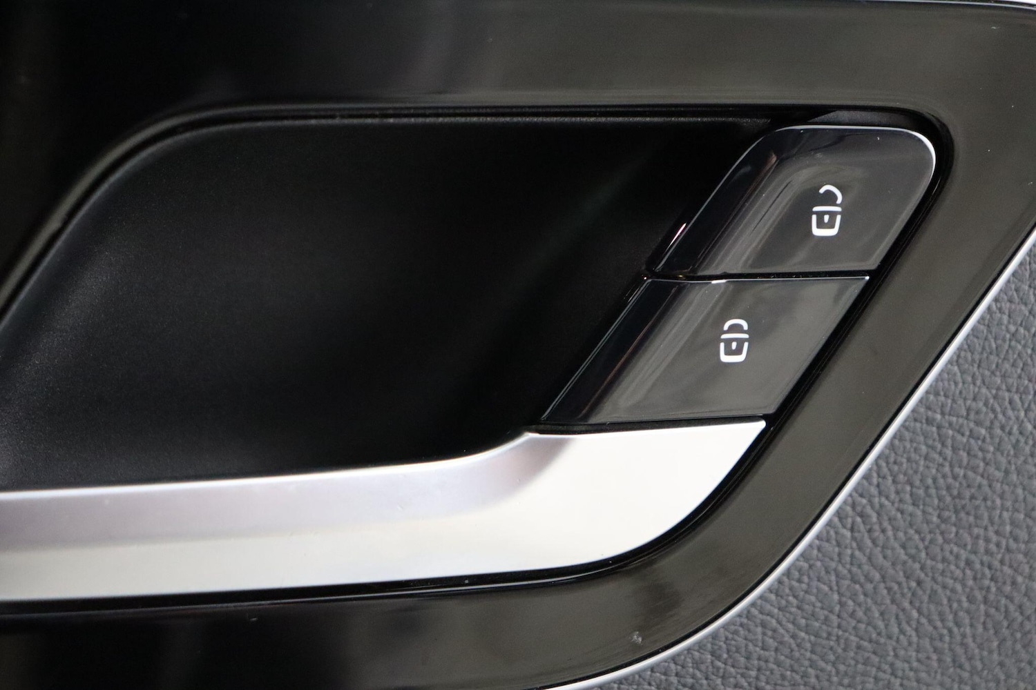 Used Mercedes-Benz C Class 2022 for sale - 76913925: Photo 30