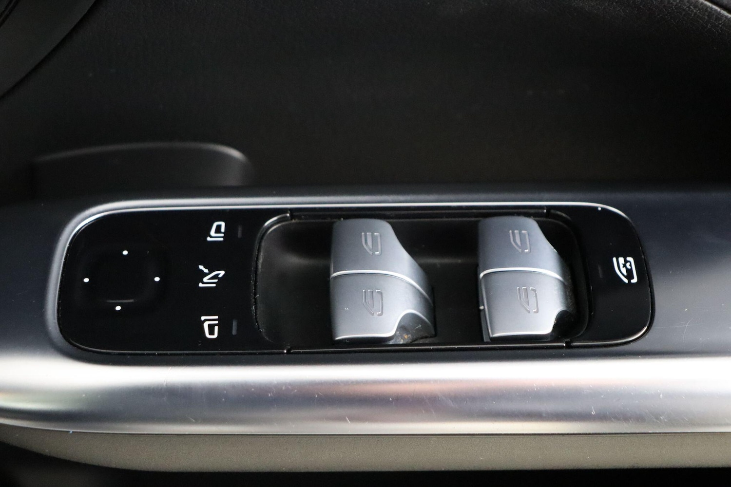 Used Mercedes-Benz C Class 2022 for sale - 76913925: Photo 32