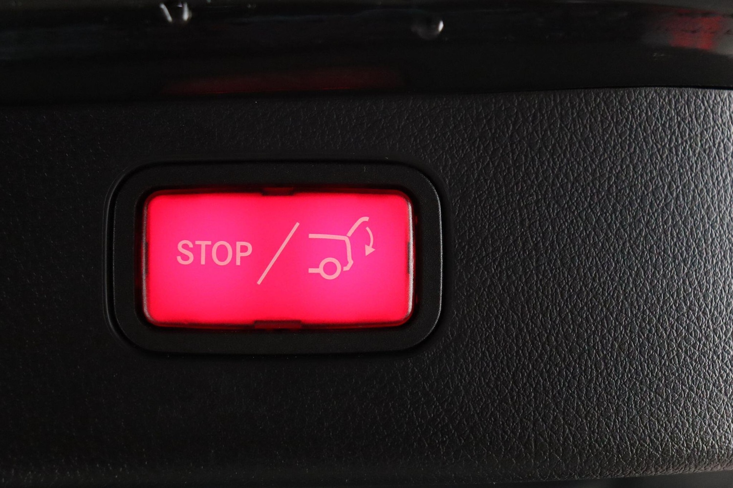 Used Mercedes-Benz C Class 2022 for sale - 76913925: Photo 33