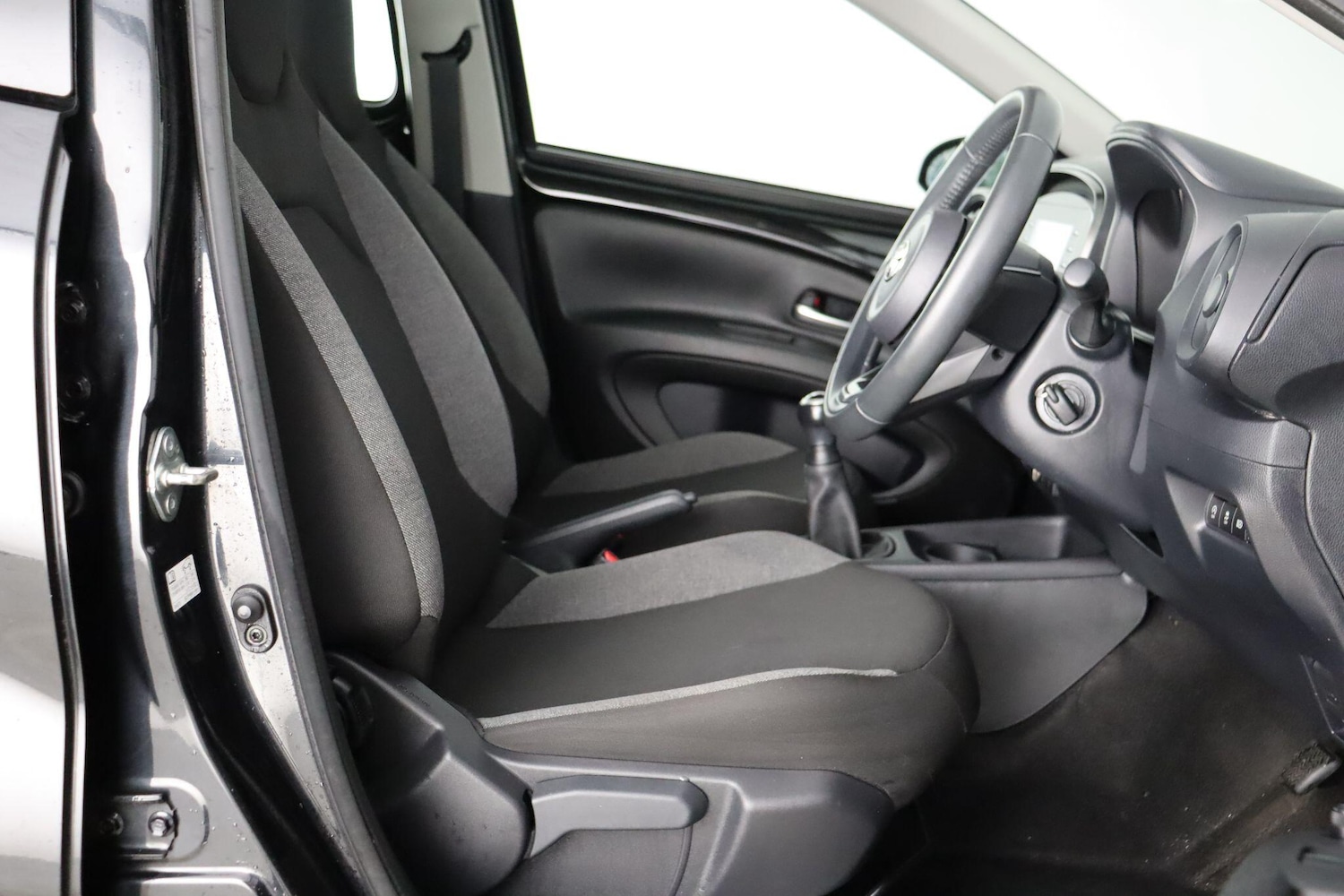 Used Toyota Aygo X 2022 for sale - 77074824: Photo 13