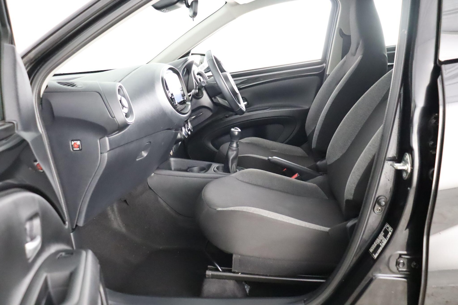 Used Toyota Aygo X 2022 for sale - 77074824: Photo 14