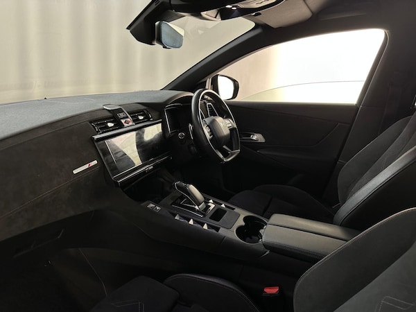 Used DS Automobiles DS 7 Crossback 2021 for sale - 75728886: Photo 12