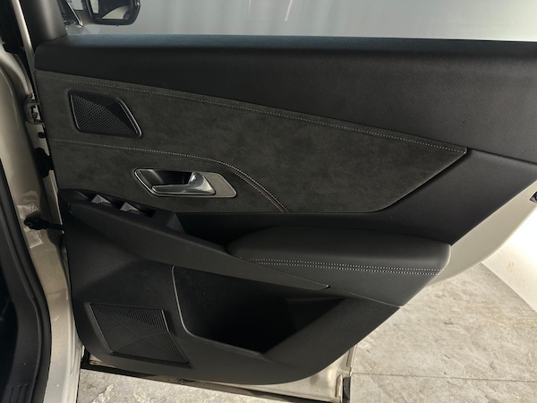 Used DS Automobiles DS 7 Crossback 2021 for sale - 75728886: Photo 32