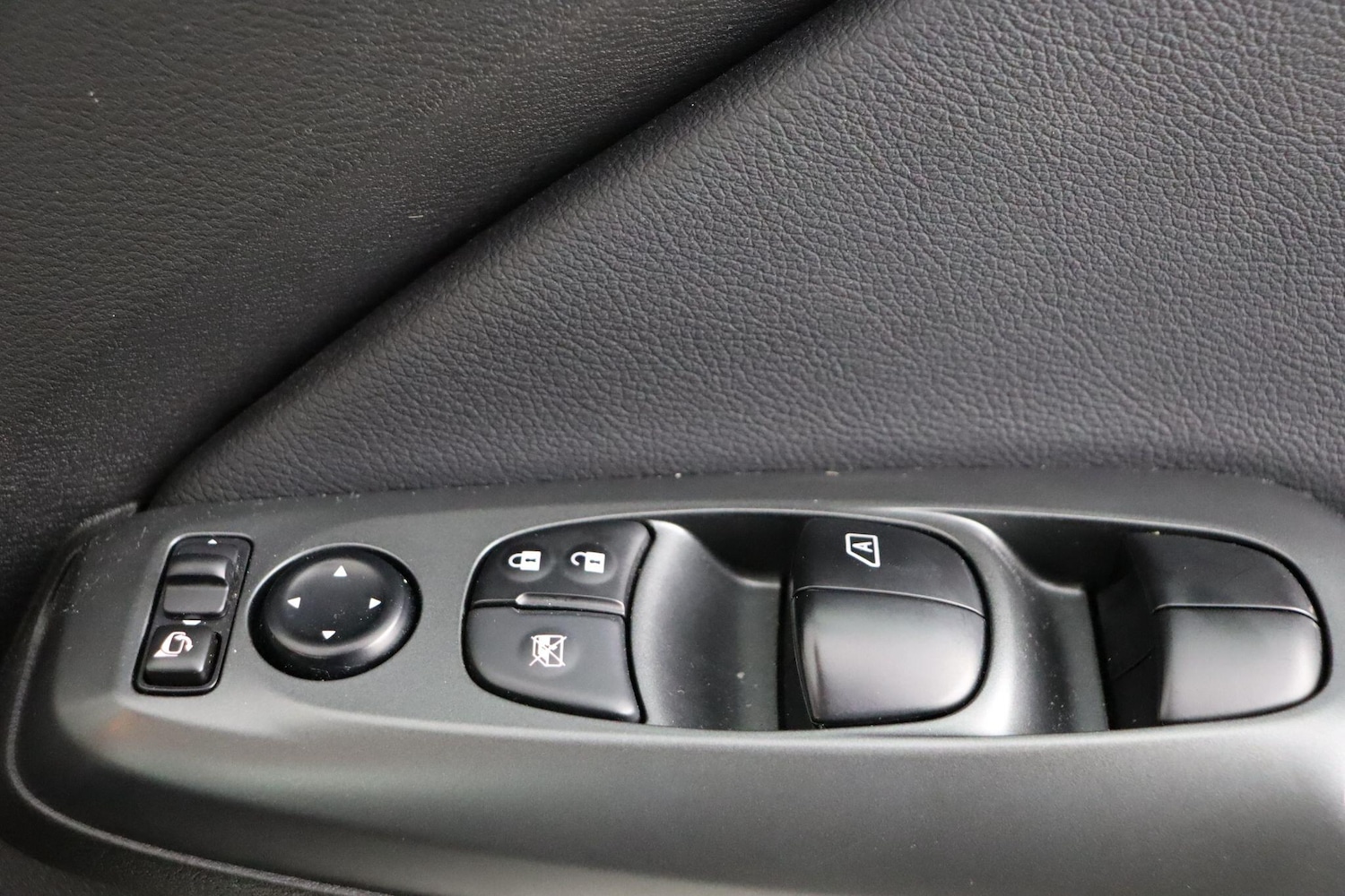 Used Nissan Juke 2025 for sale - 77440462: Photo 17