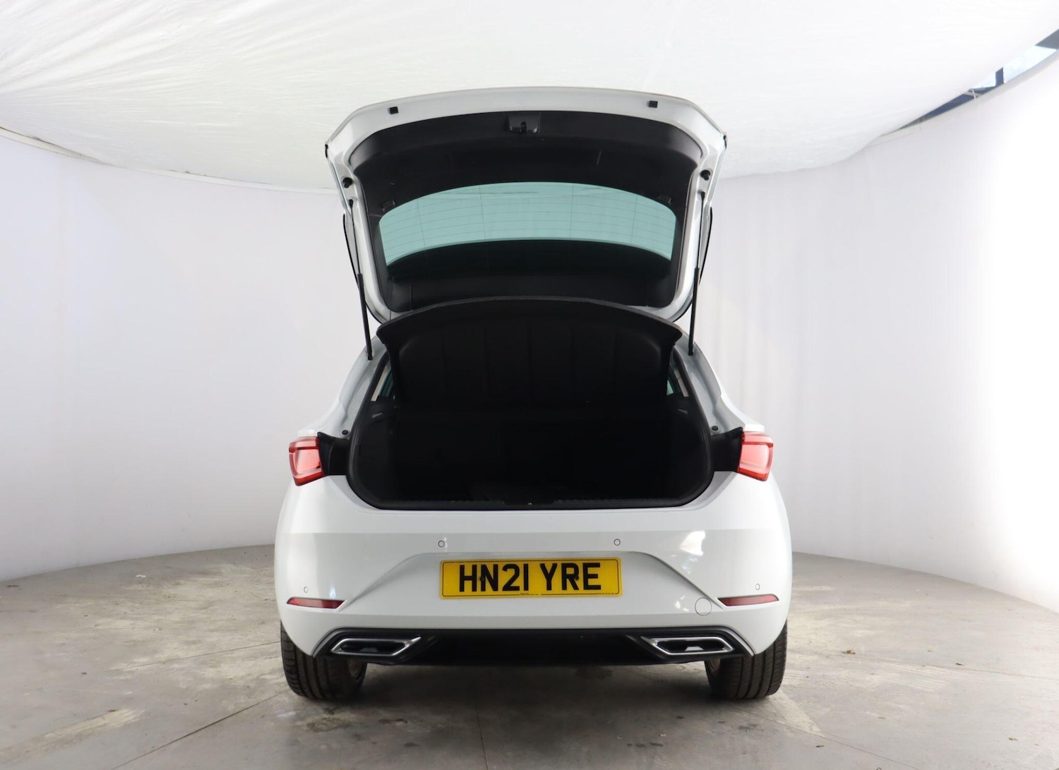 Used SEAT Leon 2021 for sale - 76613239: Photo 9