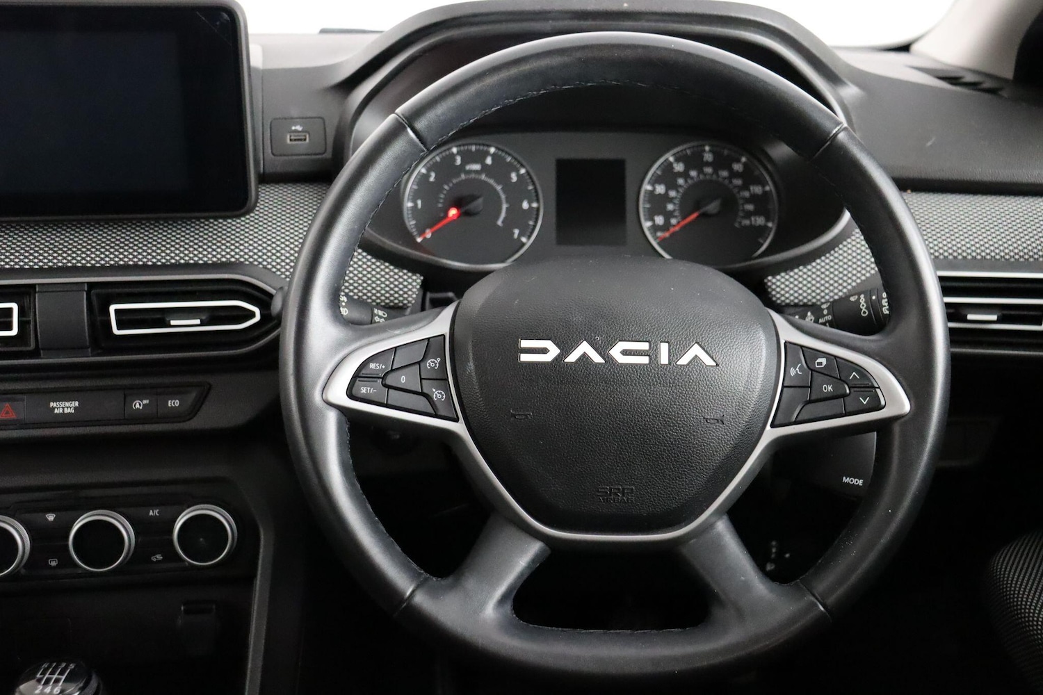 Used Dacia Jogger 2023 for sale - 76913820: Photo 9