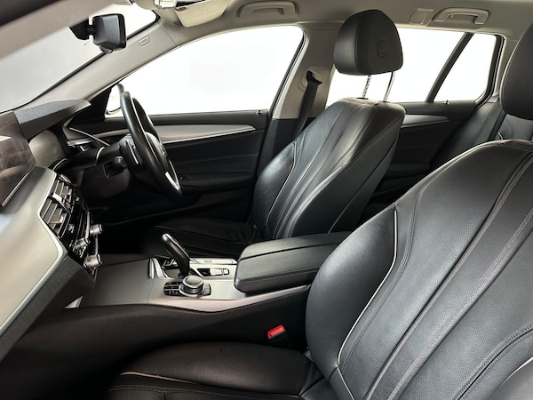 Used BMW 5 Series 2022 for sale - 76152353: Photo 13