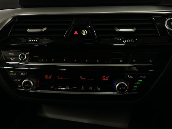 Used BMW 5 Series 2022 for sale - 76152353: Photo 43