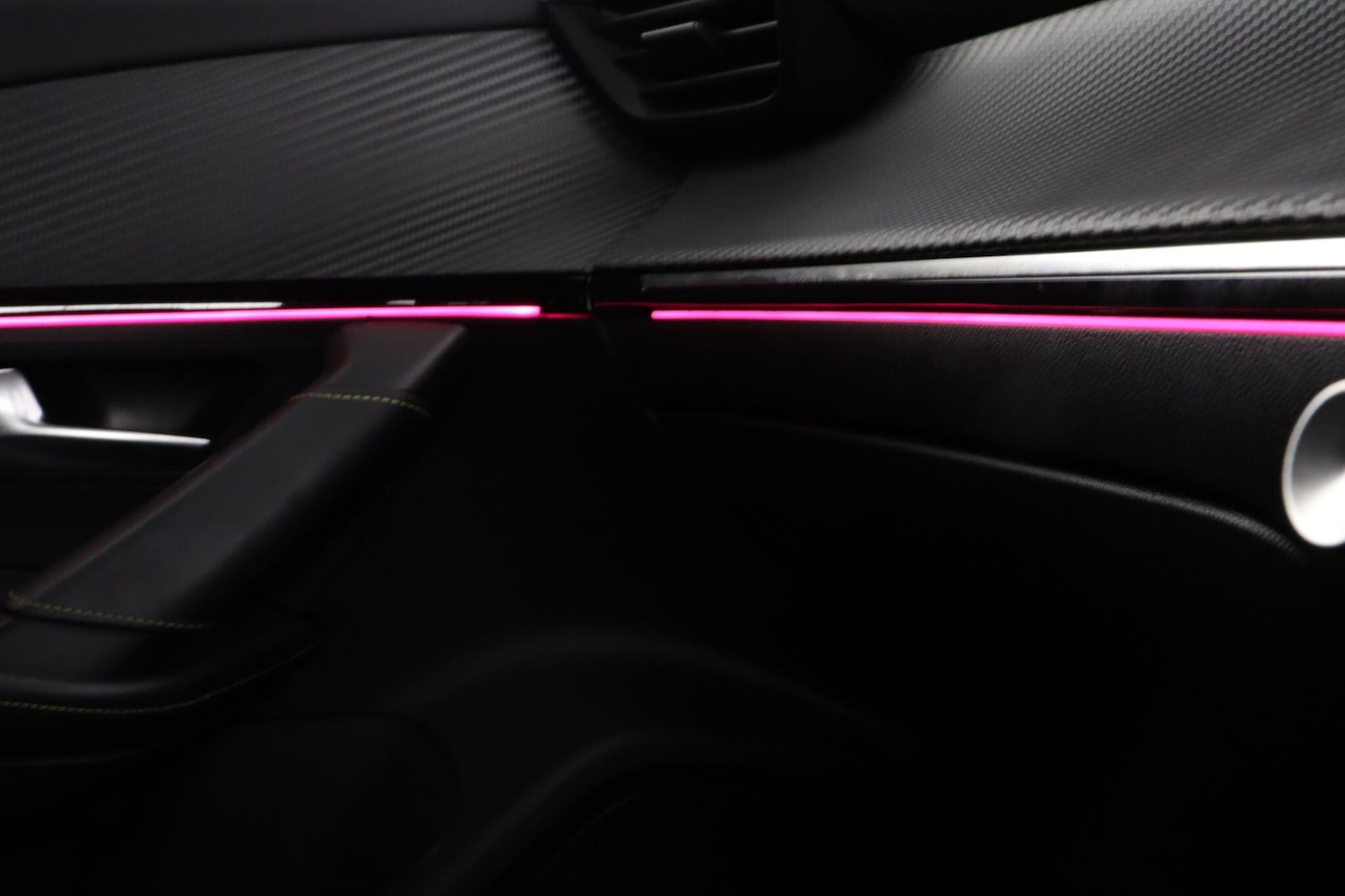 Used Peugeot E-2008 2022 for sale - 77203943: Photo 24