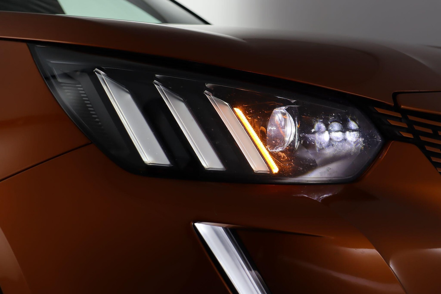 Used Peugeot E-2008 2022 for sale - 77203943: Photo 28