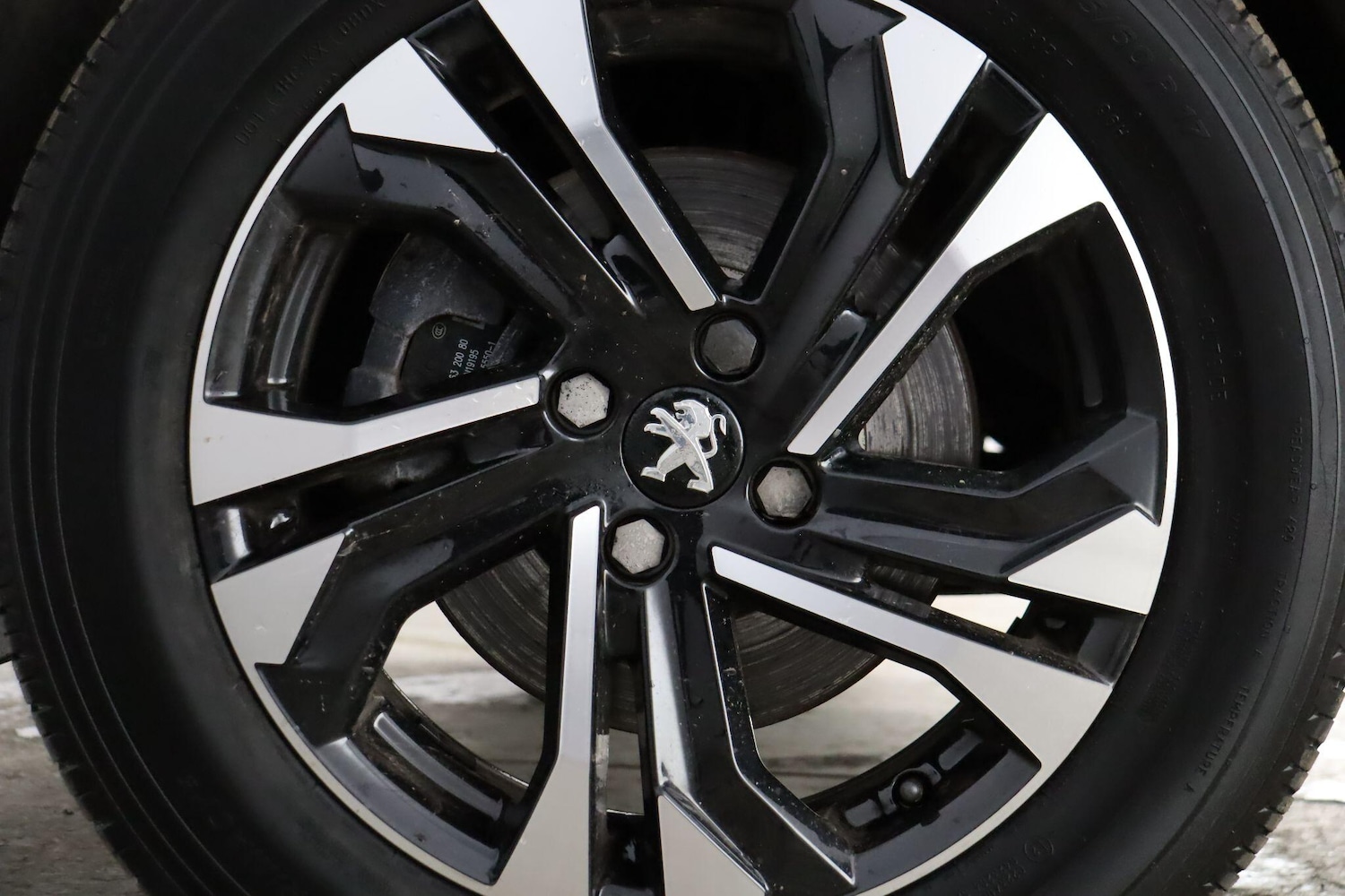 Used Peugeot E-2008 2022 for sale - 77203943: Photo 30