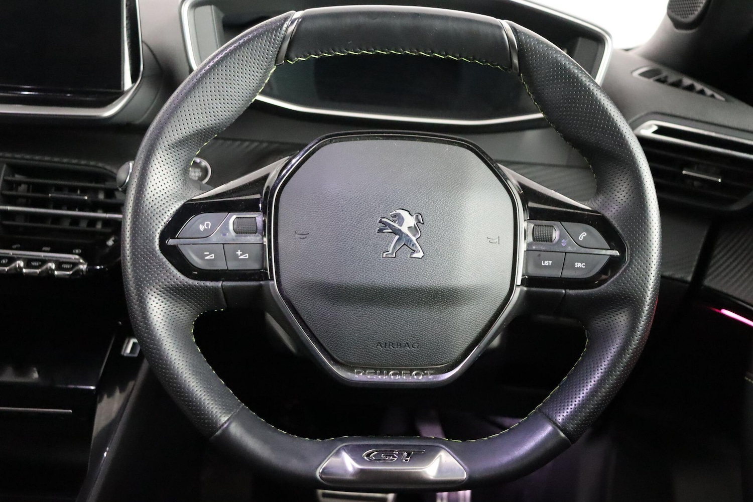 Used Peugeot E-2008 2022 for sale - 77203943: Photo 9