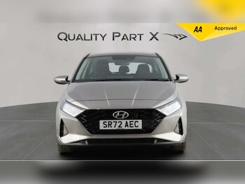 Used Hyundai i20 2023 for sale - 78272810: Photo