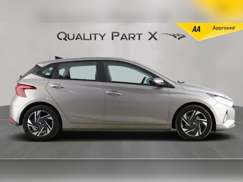 Used Hyundai i20 2023 for sale - 78272810: Photo