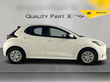 Used Mazda Mazda2 HYBRID 2023 for sale - 76296137: Photo