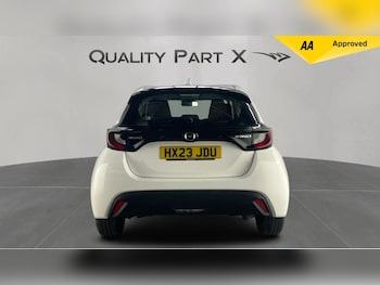 Used Mazda Mazda2 HYBRID 2023 for sale - 76296137: Photo