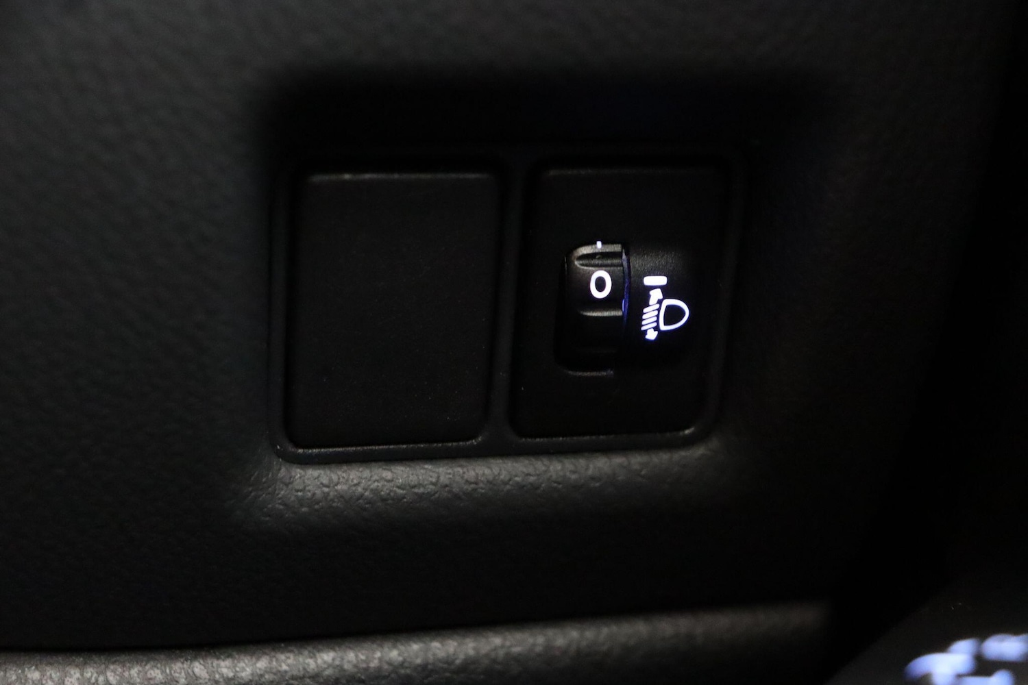 Used Toyota C-HR 2022 for sale - 77306031: Photo 15