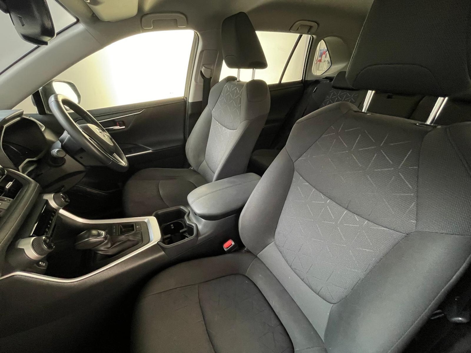 Used Toyota RAV4 2022 for sale - 76084327: Photo 13