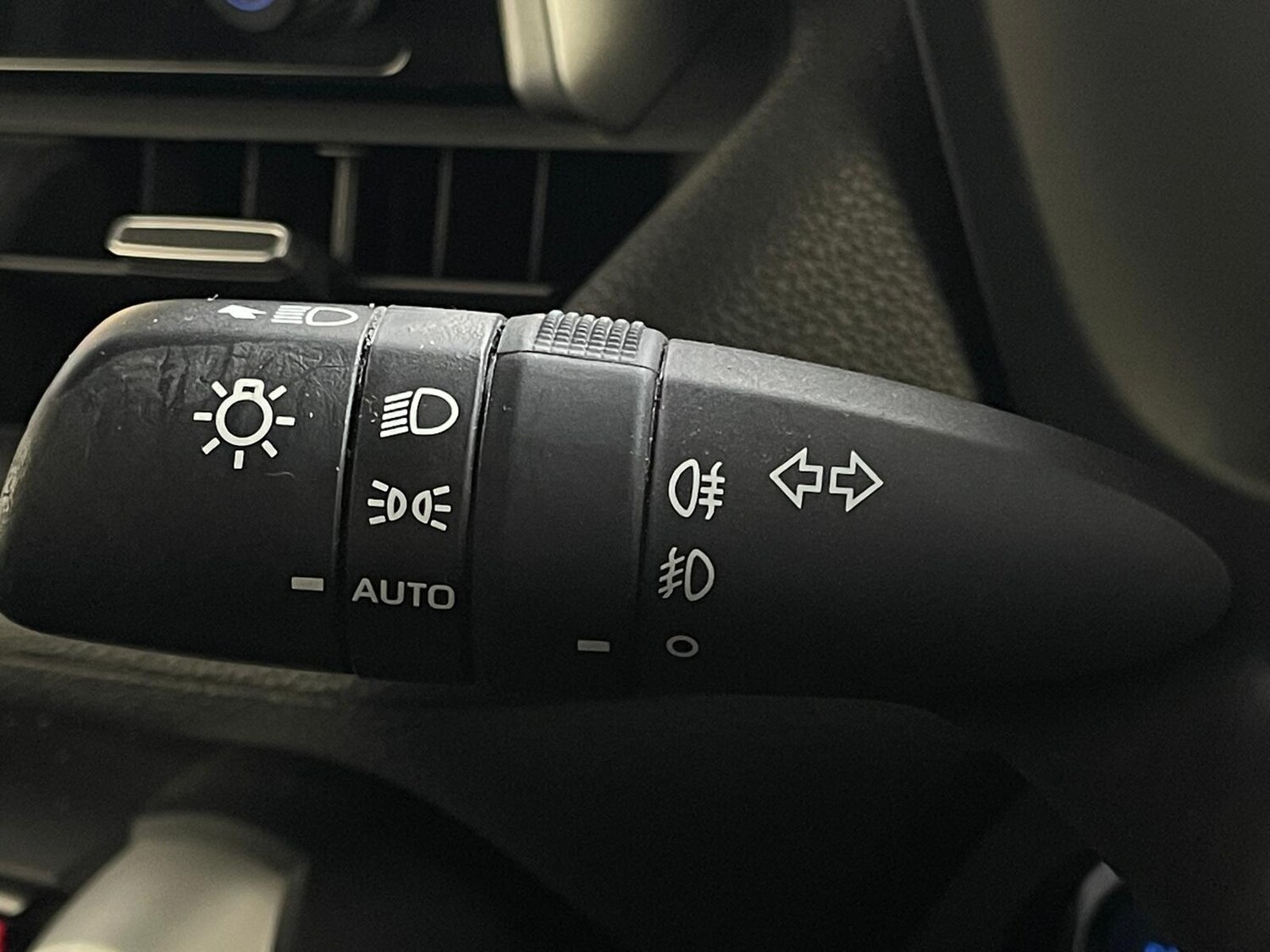 Used Toyota RAV4 2022 for sale - 76084327: Photo 28