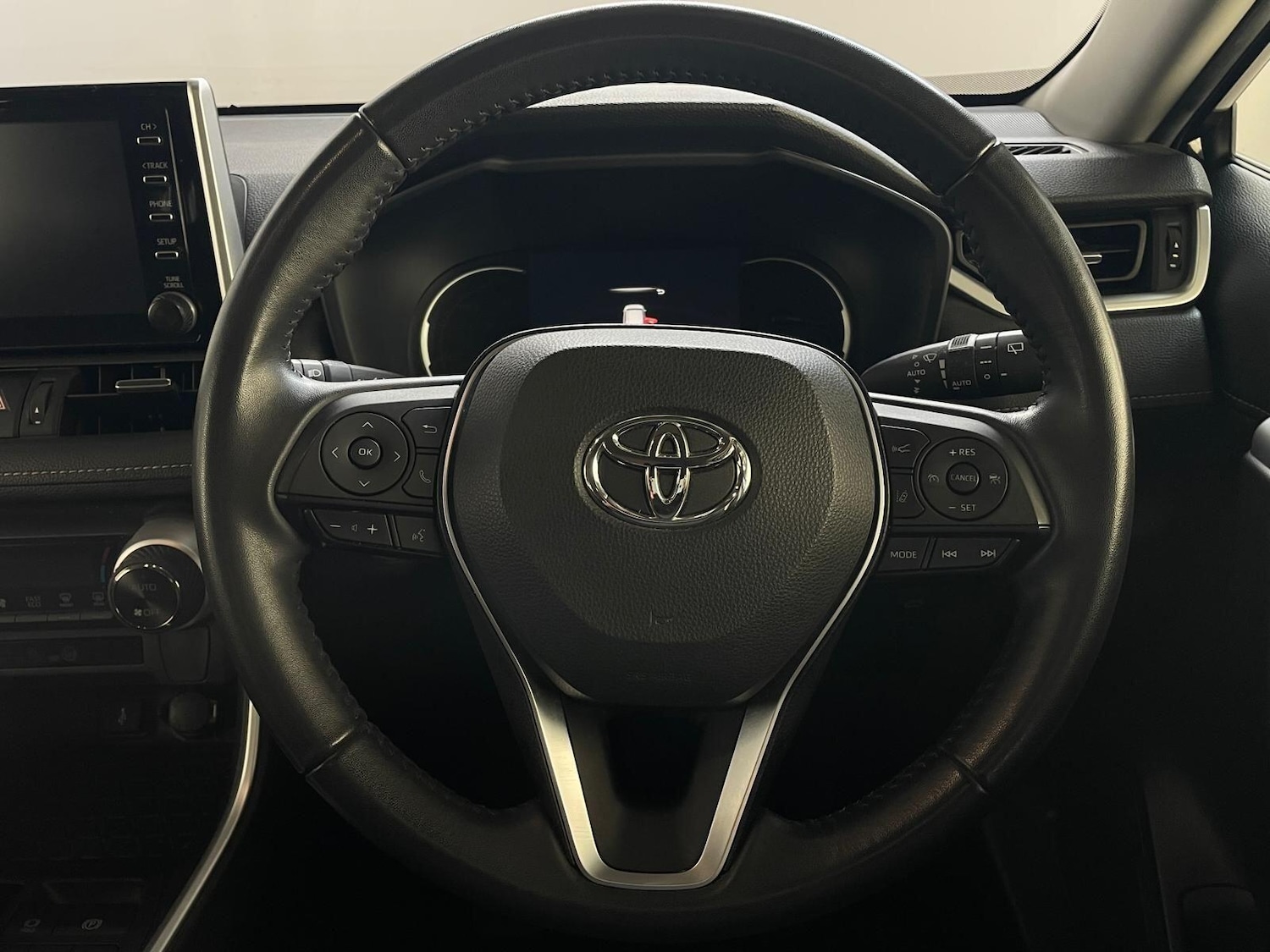 Used Toyota RAV4 2022 for sale - 76084327: Photo 9