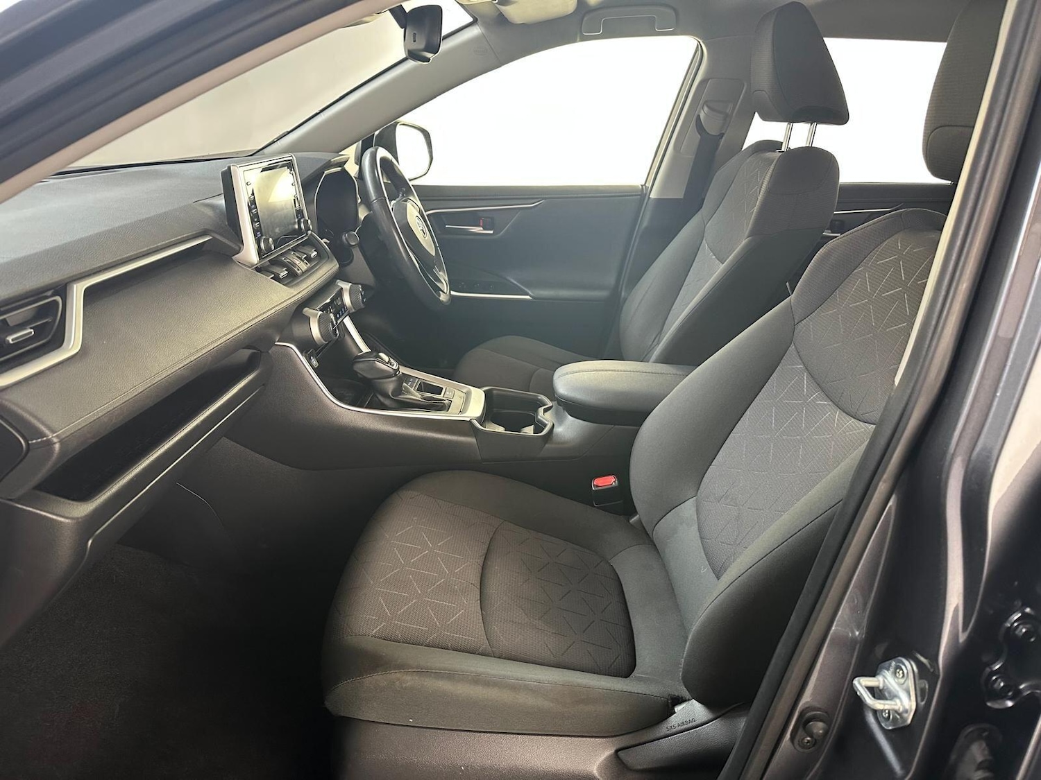 Used Toyota RAV4 2020 for sale - 76259041: Photo 11