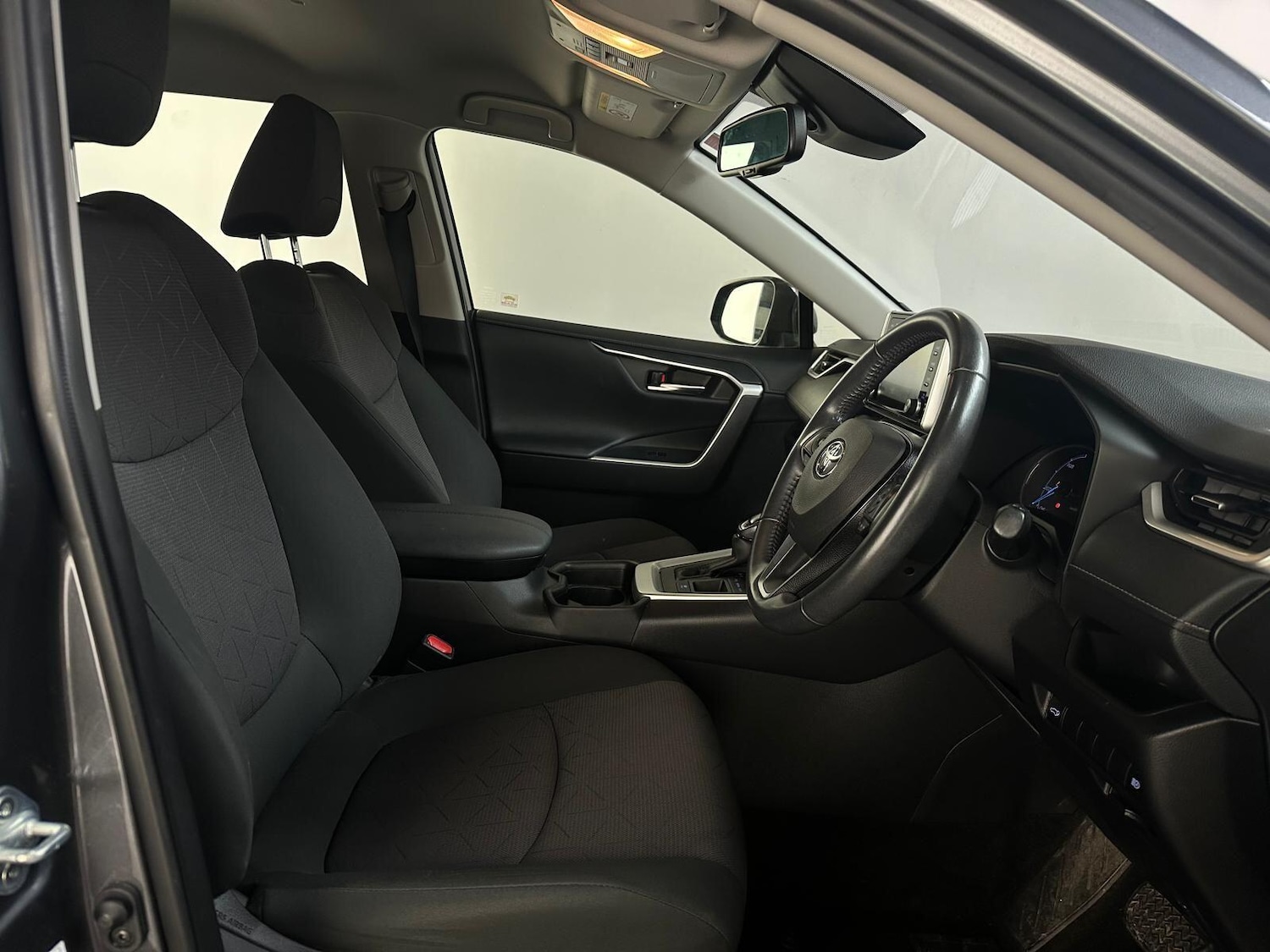 Used Toyota RAV4 2020 for sale - 76259041: Photo 12