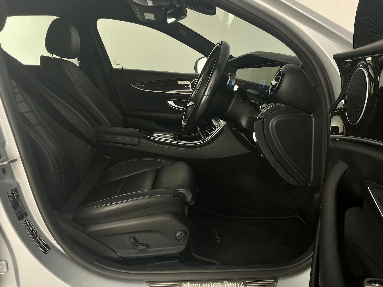 Used Mercedes-Benz E Class 2020 for sale - 76898314: Photo 12