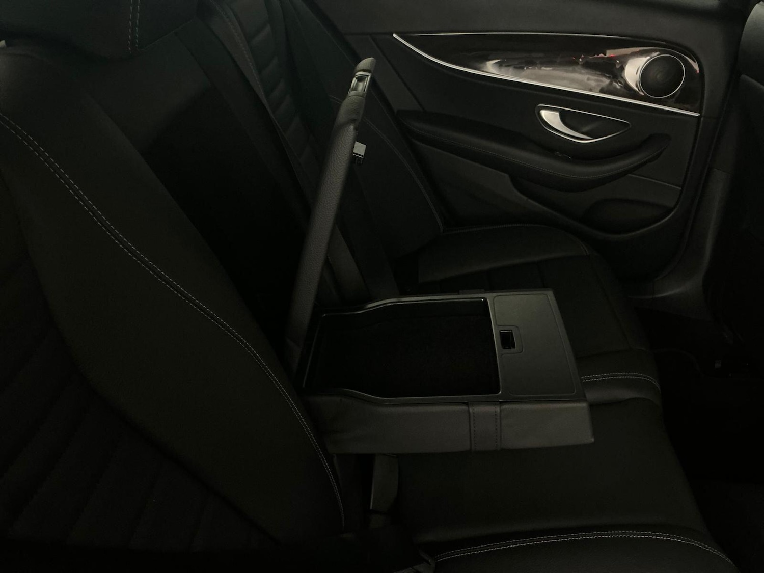 Used Mercedes-Benz E Class 2020 for sale - 76898314: Photo 14