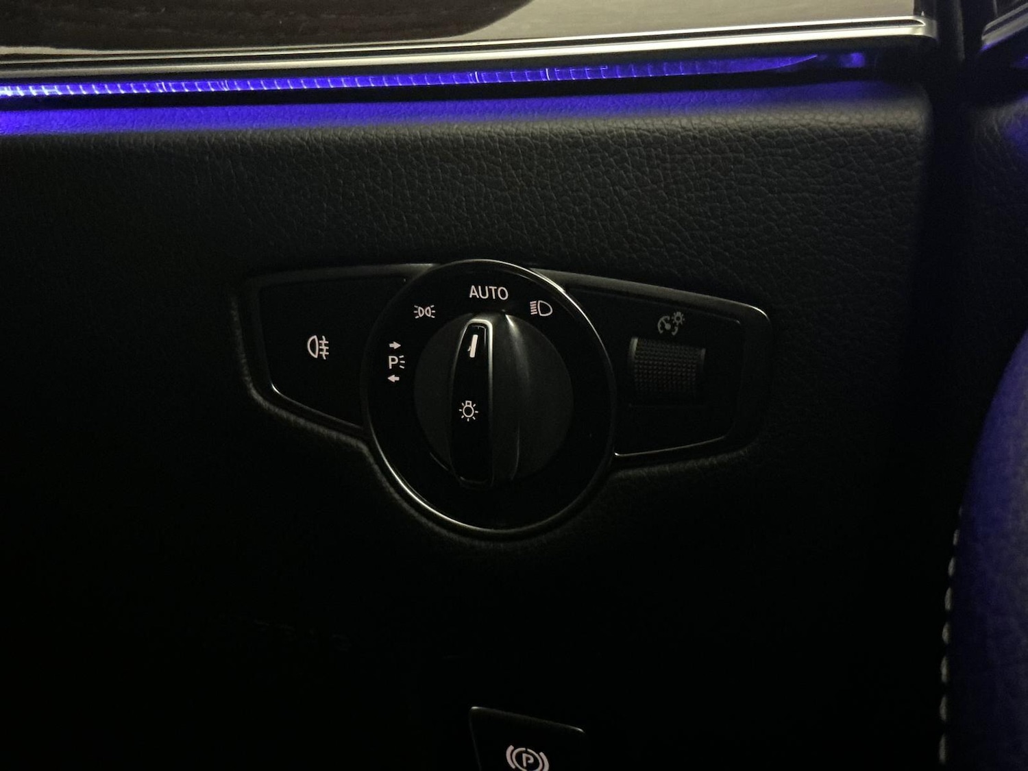 Used Mercedes-Benz E Class 2020 for sale - 76898314: Photo 21