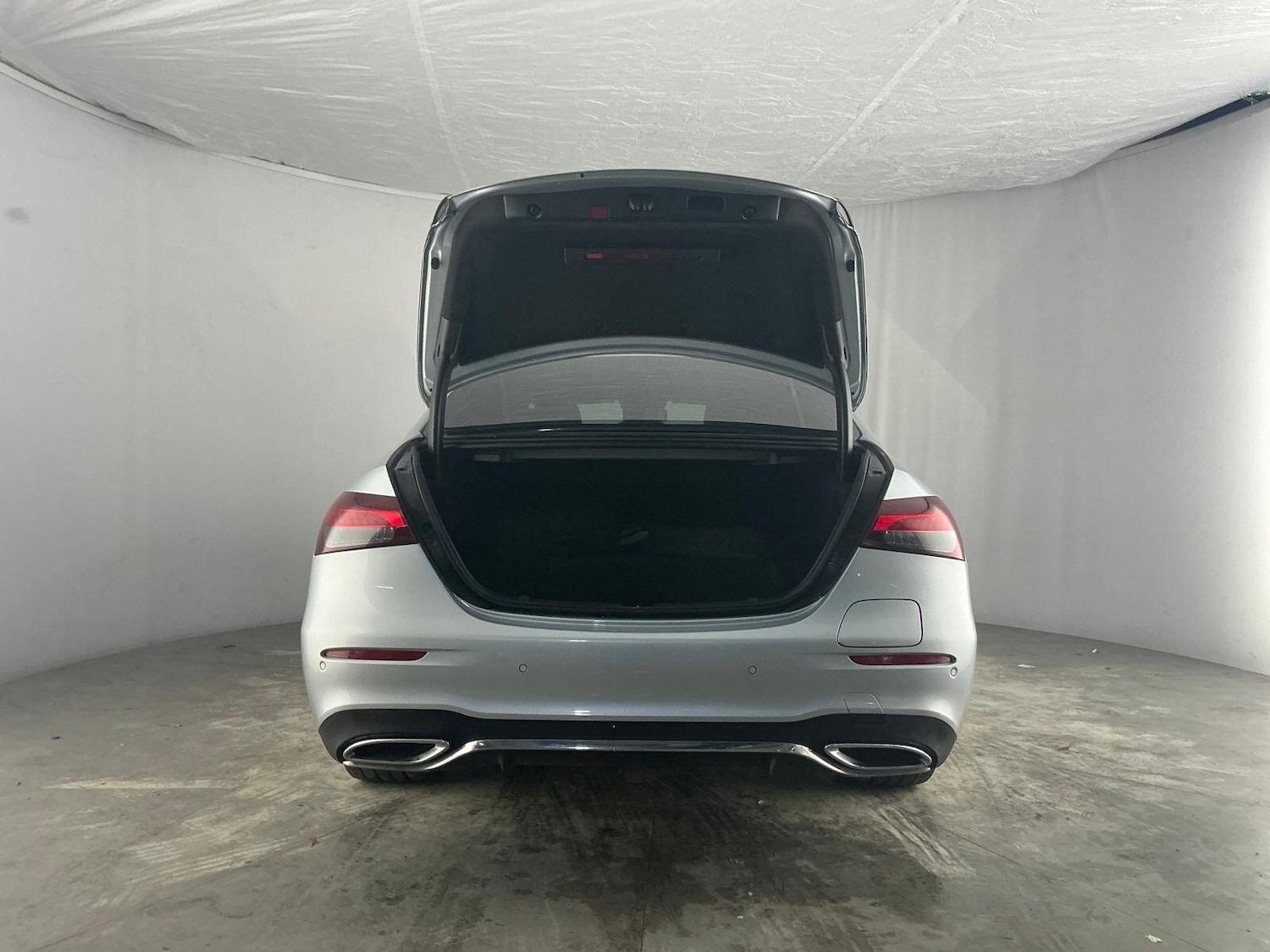 Used Mercedes-Benz E Class 2020 for sale - 76898314: Photo 27