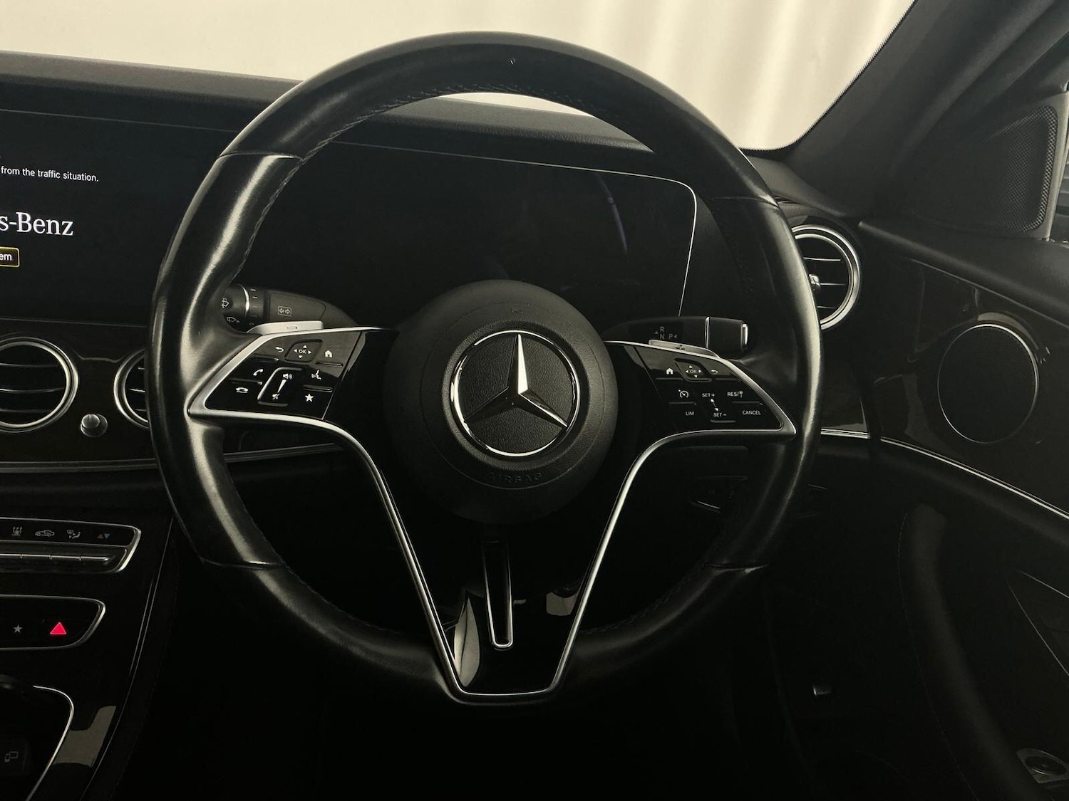 Used Mercedes-Benz E Class 2020 for sale - 76898314: Photo 9