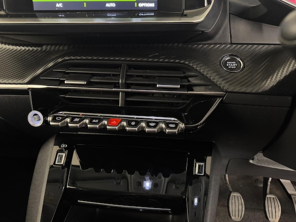 Used Peugeot 2008 2021 for sale - 74187725: Photo 29