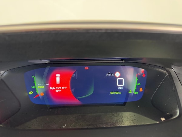 Used Peugeot 2008 2021 for sale - 74187725: Photo 38