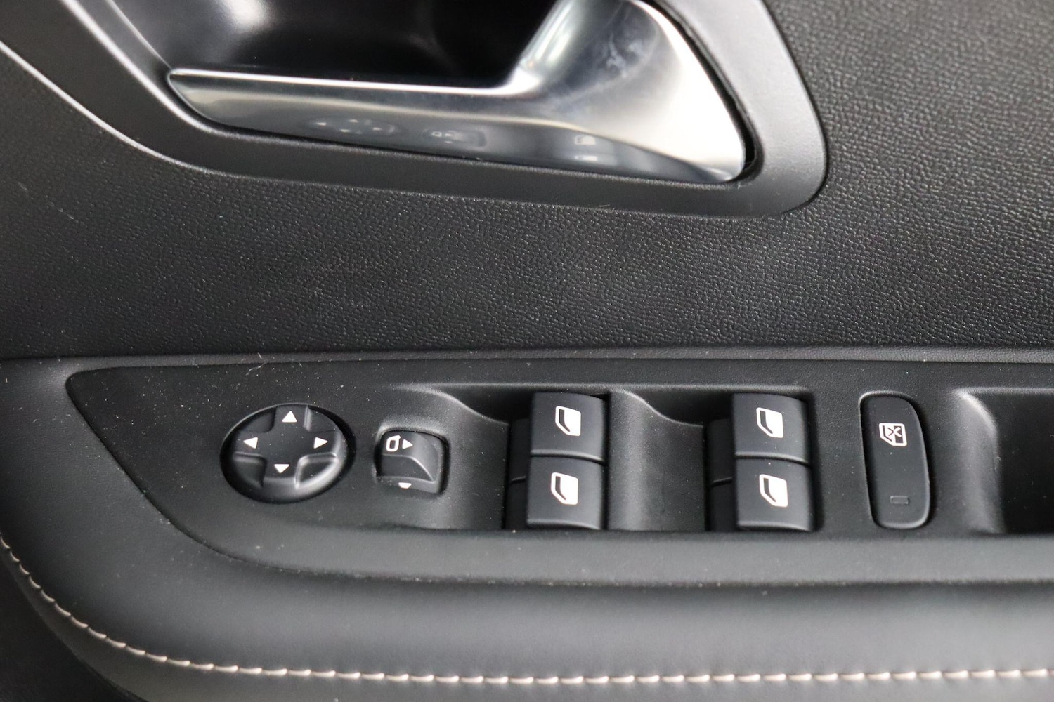 Used Peugeot 208 2024 for sale - 78006285: Photo 17