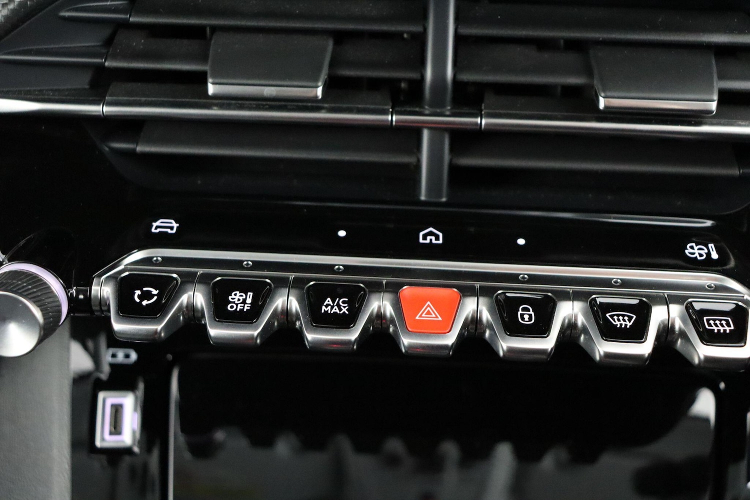 Used Peugeot 208 2024 for sale - 78006285: Photo 21