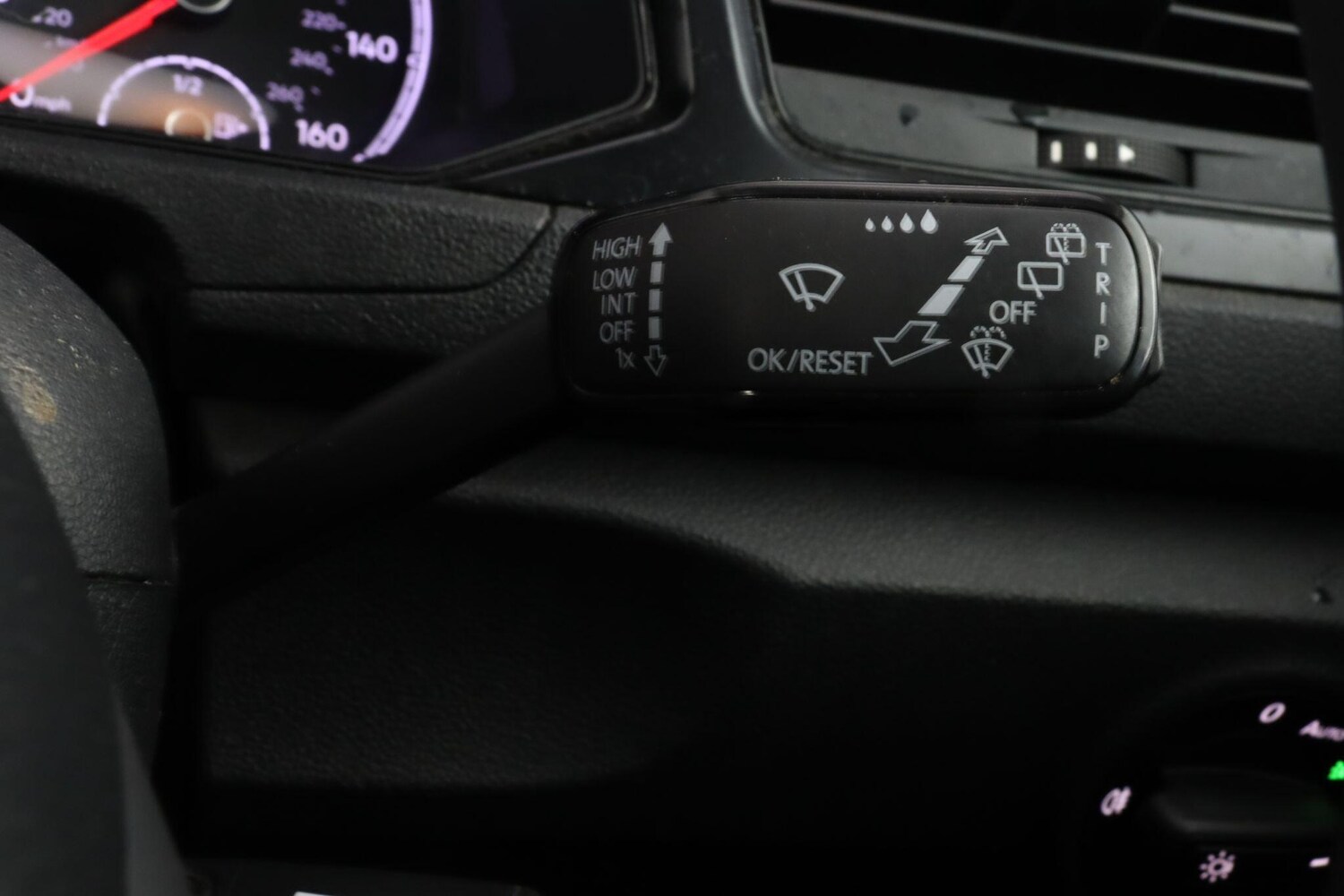 Used Volkswagen T-Roc 2019 for sale - 77142929: Photo 22