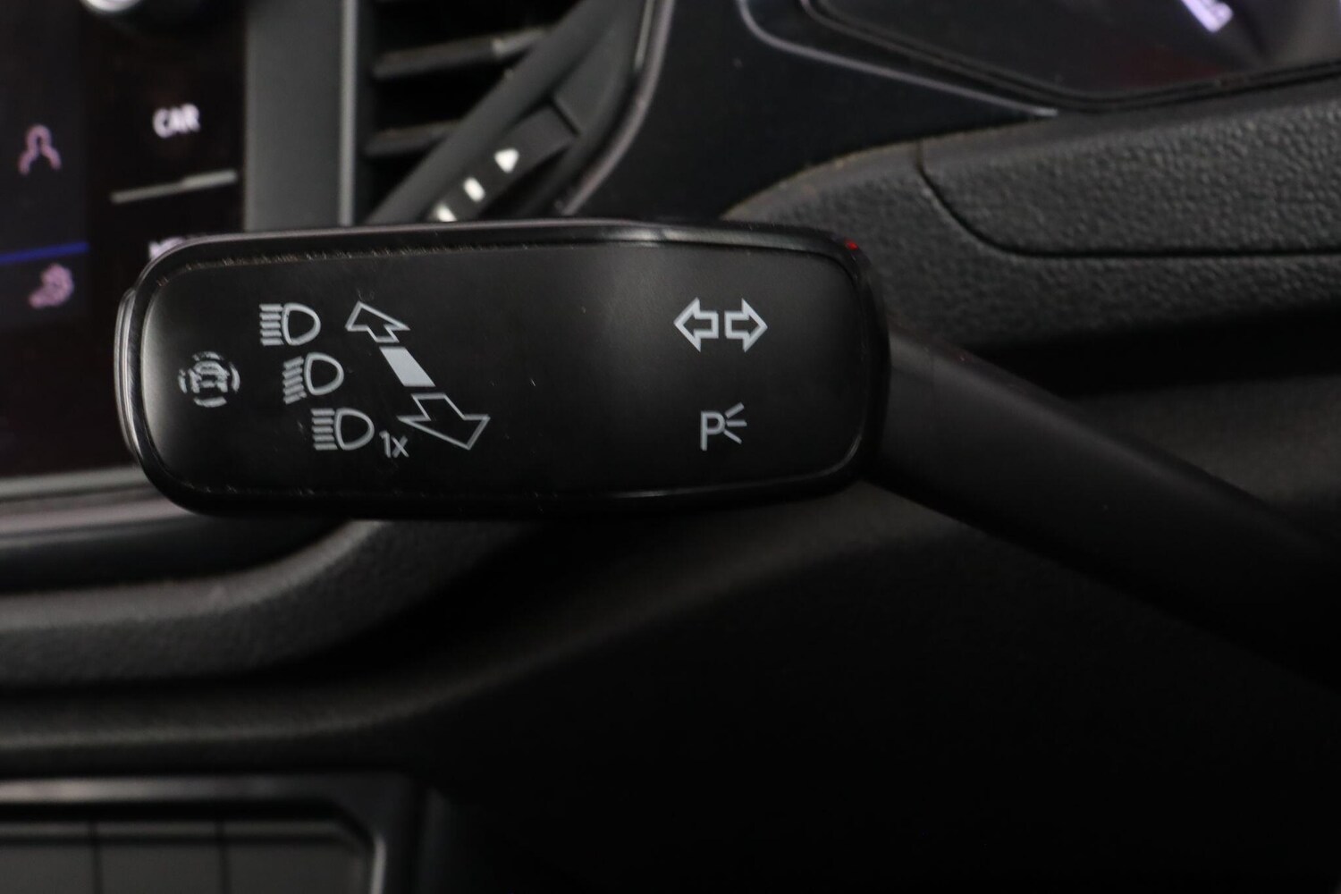 Used Volkswagen T-Roc 2019 for sale - 77142929: Photo 23