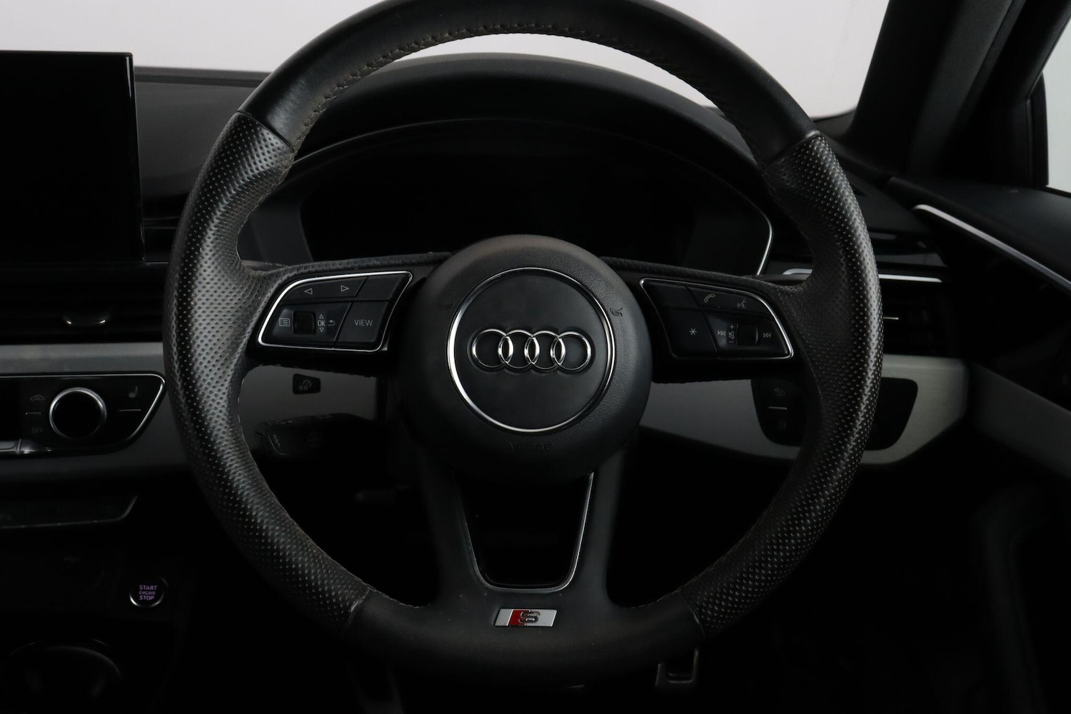 Used Audi A4 2023 for sale - 77253893: Photo 8