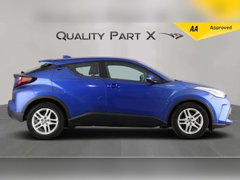 Used Toyota C-HR 2021 for sale - 78931499: Photo