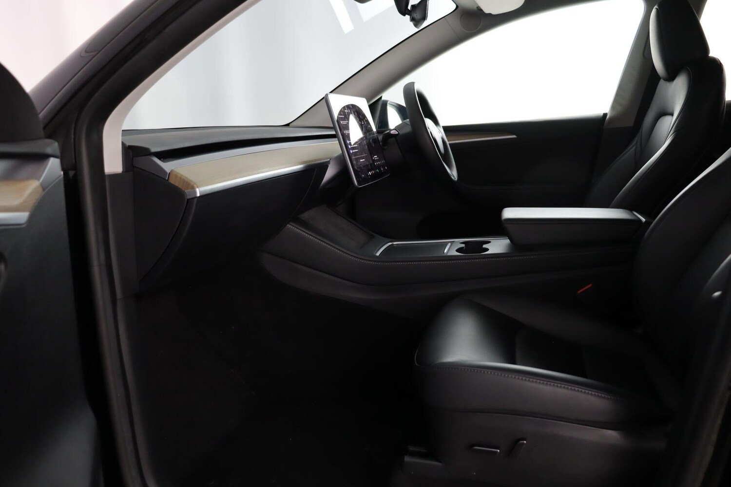 Used Tesla Model Y 2023 for sale - 77386224: Photo 15