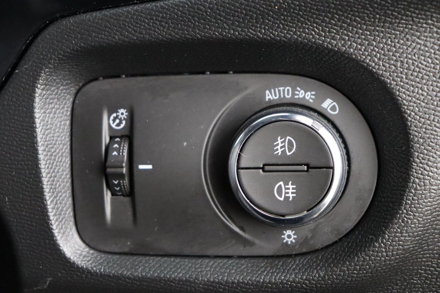 Used Vauxhall Corsa 2023 for sale - 76866321: Photo 20