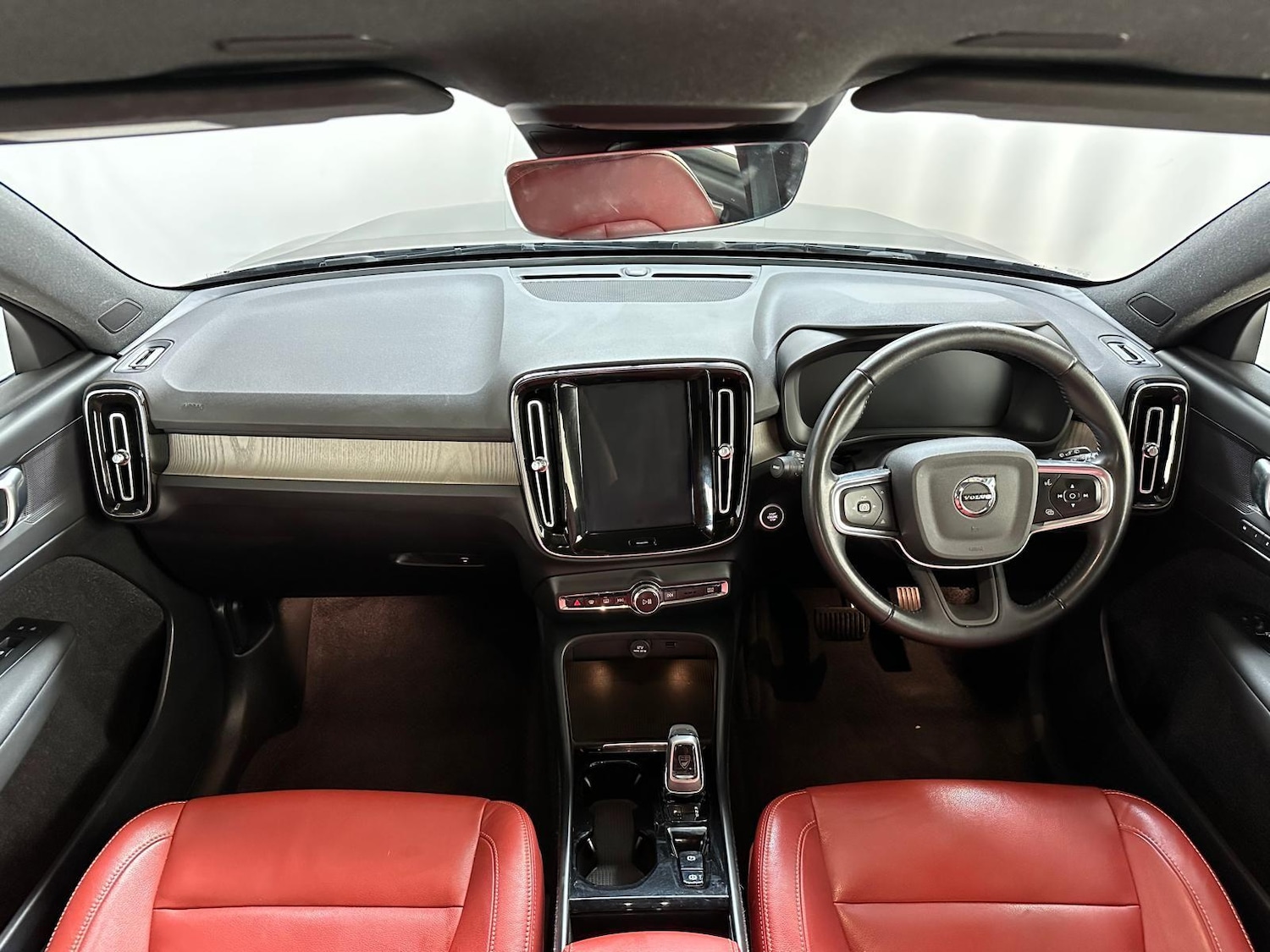 Used Volvo XC40 2020 for sale - 76965537: Photo 11