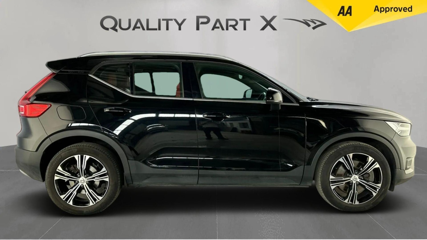 Used Volvo XC40 2020 for sale - 76965537: Photo 2