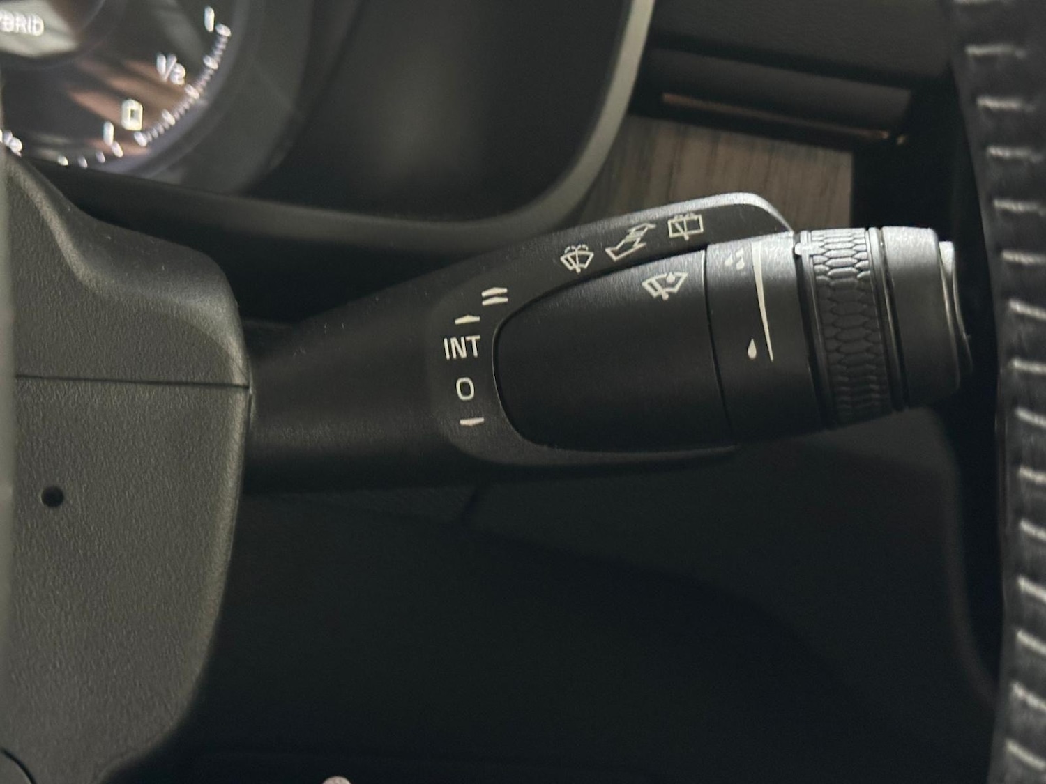 Used Volvo XC40 2020 for sale - 76965537: Photo 28